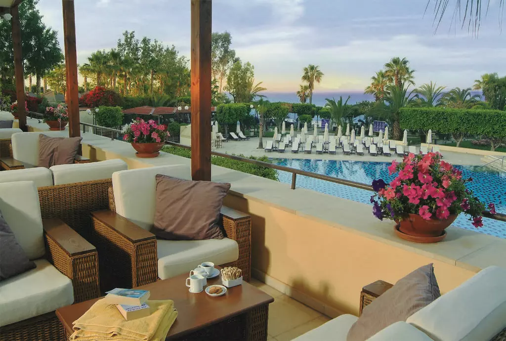 hotel elias beach_limassol_shabavizparvaz_10.jpg